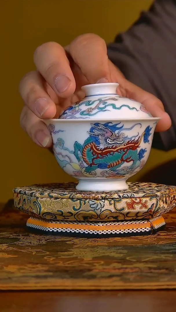 杯手工手绘杯杯很美丽