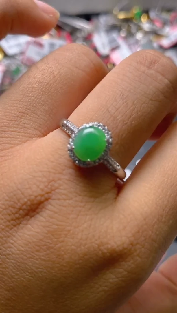 银S925镶嵌戒指翡翠百内无证书