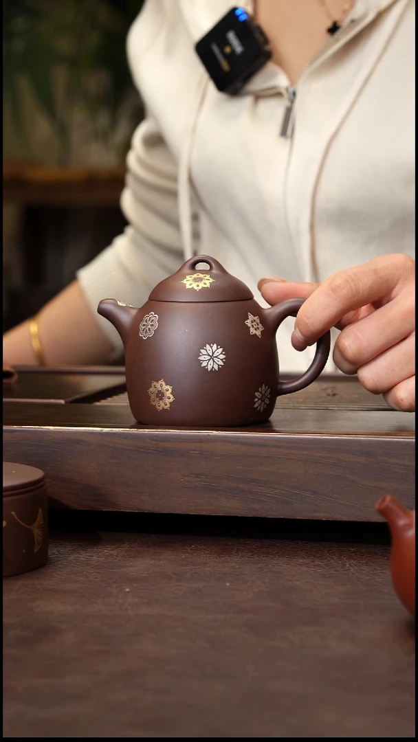 茶壶紫砂紫泥洒金秦权