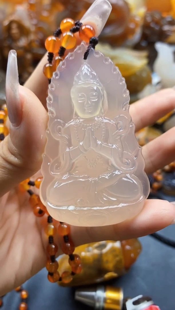 玛瑙/玉髓挂件未镶嵌东*ll