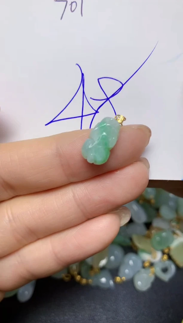 【闪购商品】翡翠挂件18K金镶嵌 天然翡翠A货