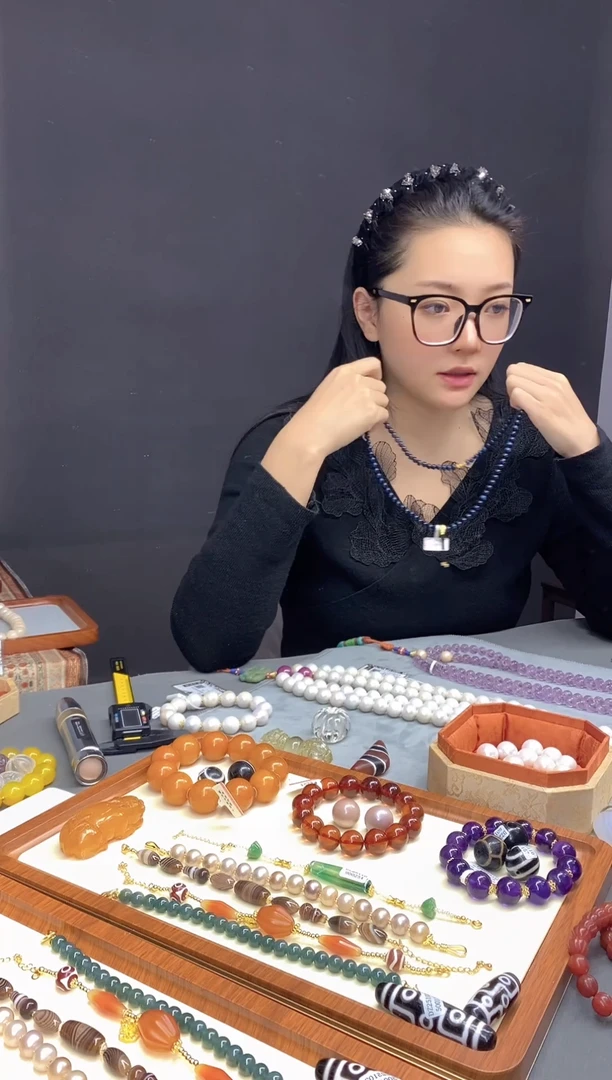 现*。108珠串一物一证 铜乐旭收藏