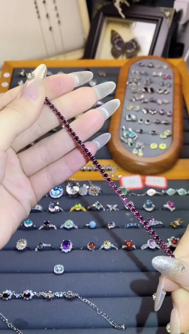 【闪购商品】水晶手链银S925镶嵌A63