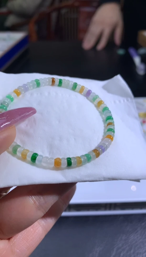 未镶嵌定制翡翠柯*玲翡翠