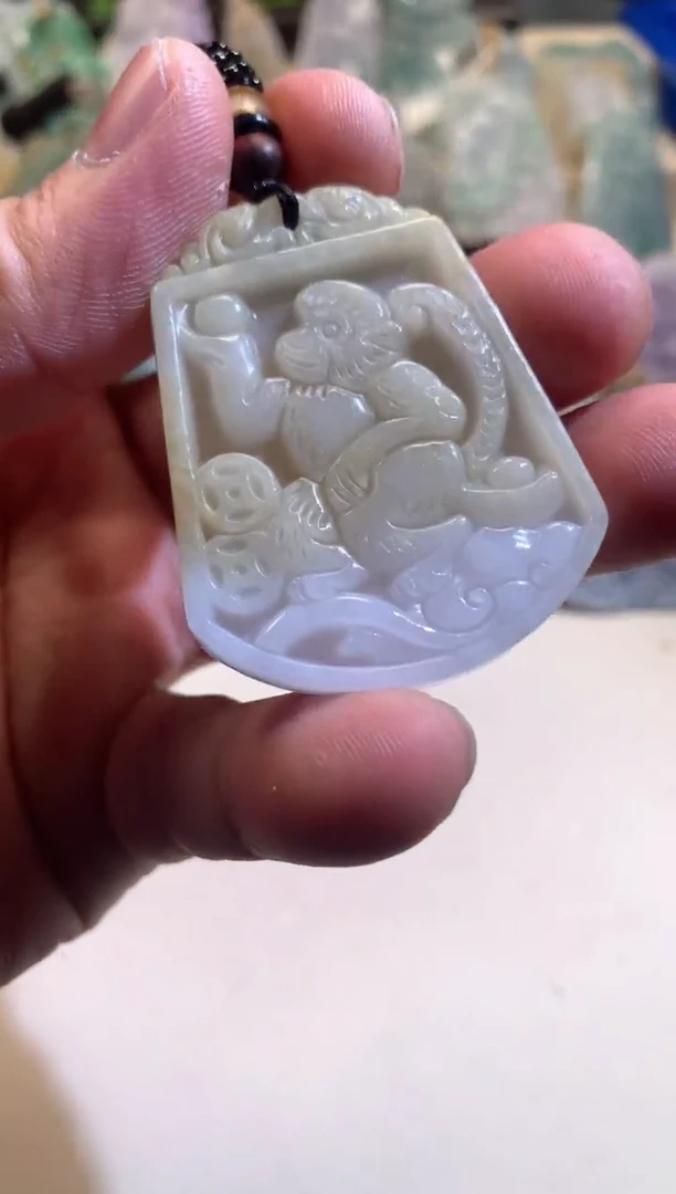 【闪购商品】翡翠颈饰未镶嵌02/07/83