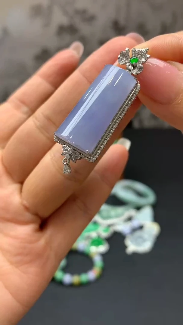 【闪购商品】翡翠颈饰18K金镶嵌12-天然翡翠