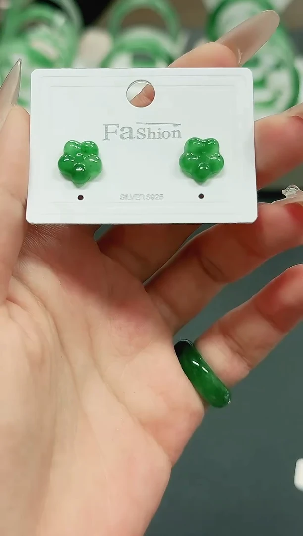 未镶嵌1石英质玉（非洲翠）/5694