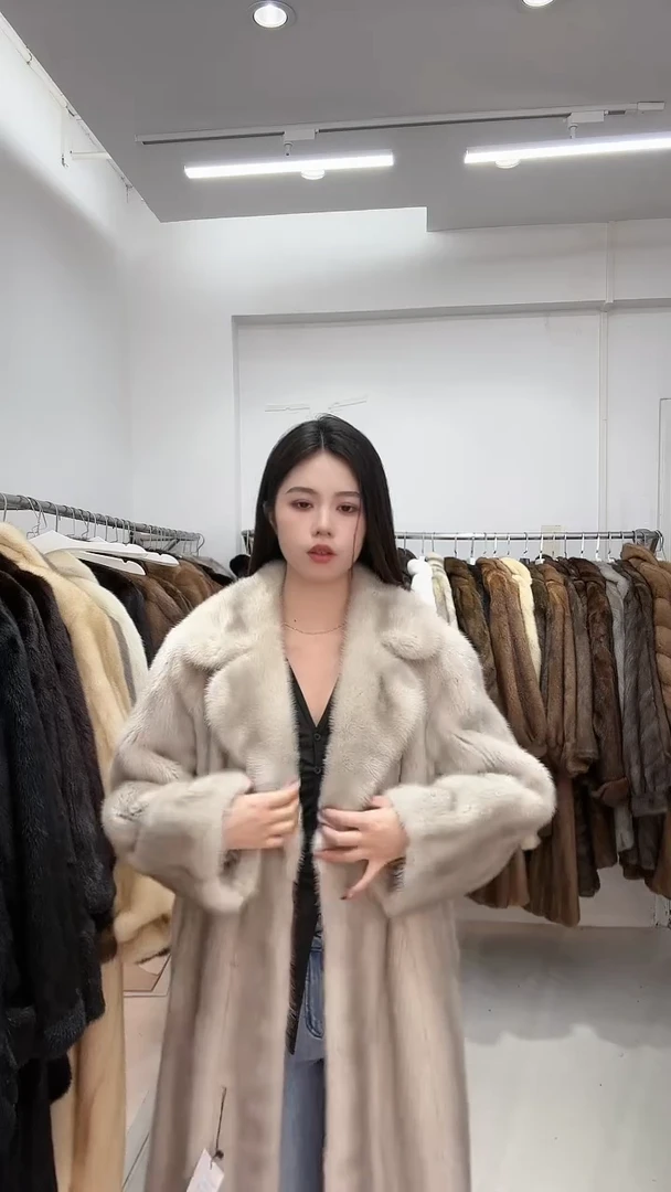 小橙子皮草进口中古貂