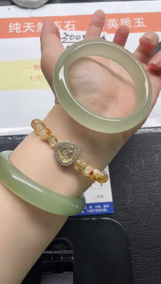 未镶嵌手镯石英质玉40-54