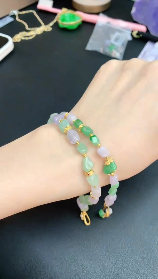 【闪购商品】翡翠手链未镶嵌赠礼盒证书 多样性发货发其一 小君