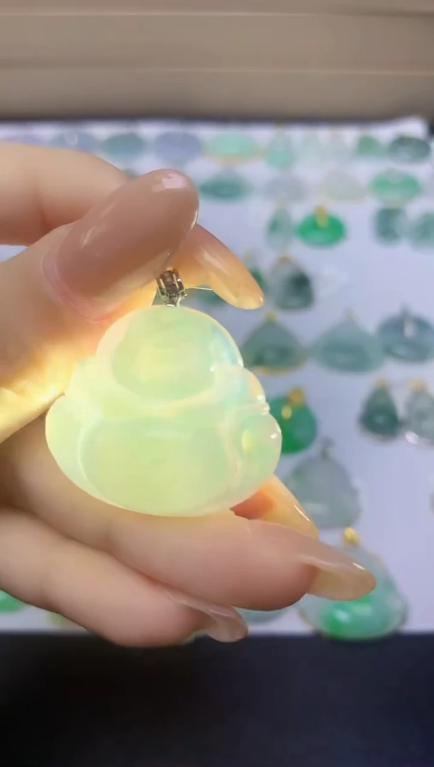 颈饰18K金镶嵌翡翠天然缅甸A货翡翠百元以上9元证书费自理