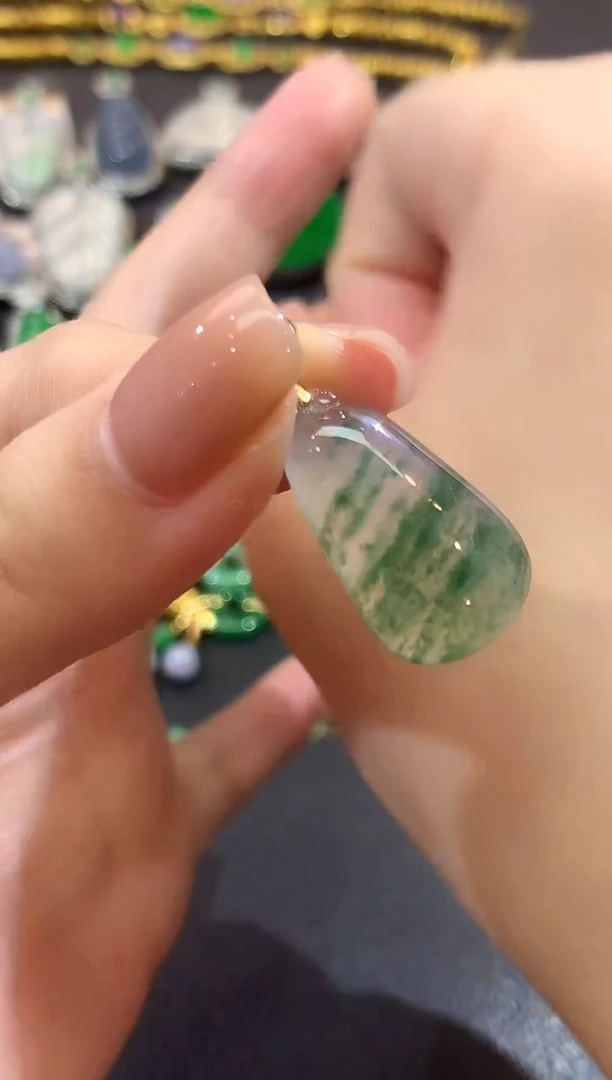 颈饰18K金镶嵌翡翠59-吊坠