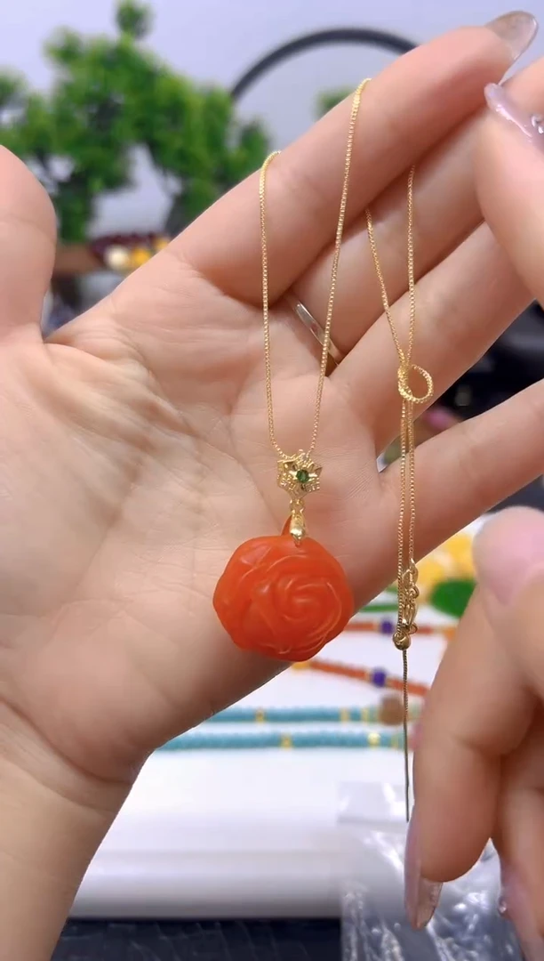 【闪购商品】蜜蜡吊坠(赠链)未镶嵌吊坠D12