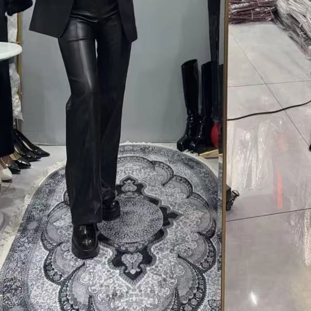 2025款网红爆款裤子