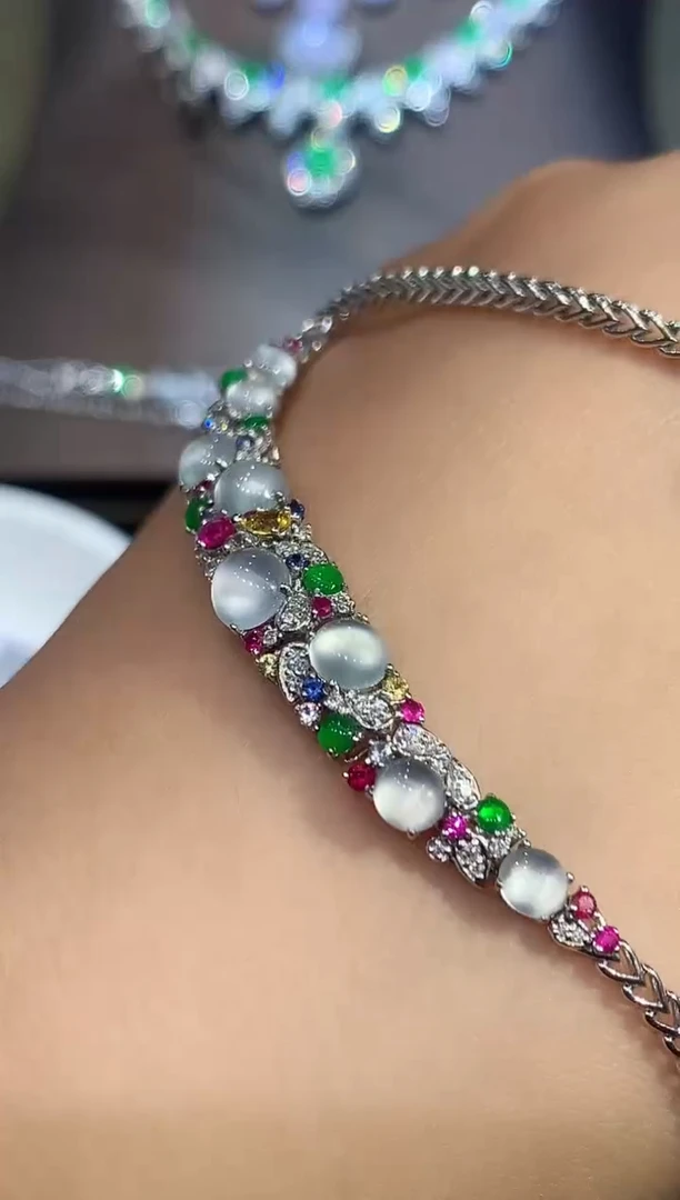 18K金镶嵌手链翡翠小****N多样性发其一