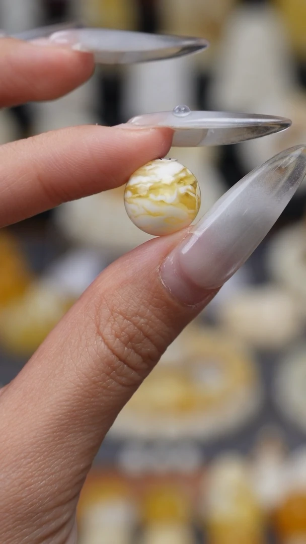 【闪购商品】琥珀裸石未镶嵌63565658