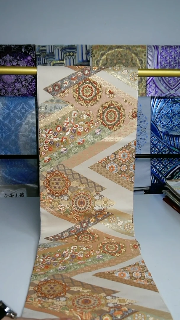 织绣织锦26六通宝相花