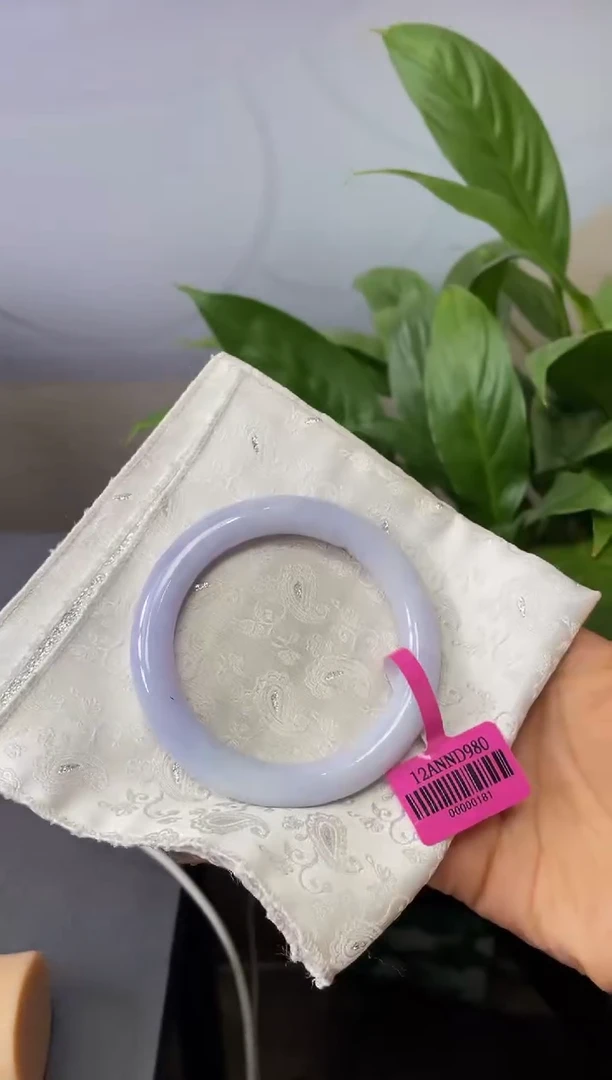 【闪购商品】翡翠手镯未镶嵌手镯12