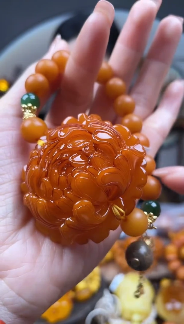 【闪购商品】琥珀裸石未镶嵌首饰 假1赔4 （多样性发货1件