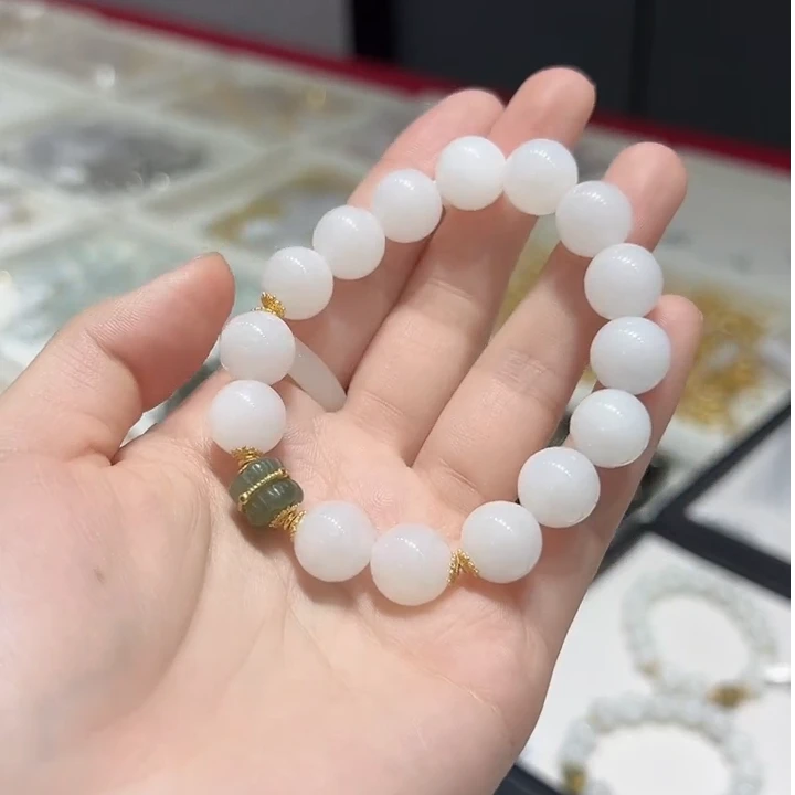 Gloire/古名【缺货】S925和田玉白玉手串(莲花）12mm V0335