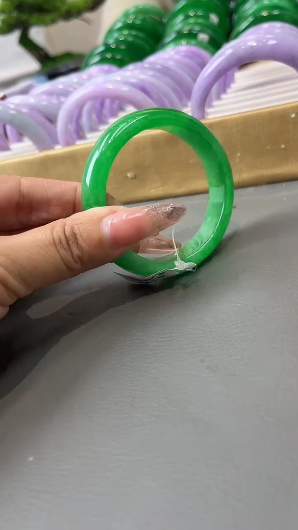 【闪购商品】砖雕闪87 圈口52 独货手镯