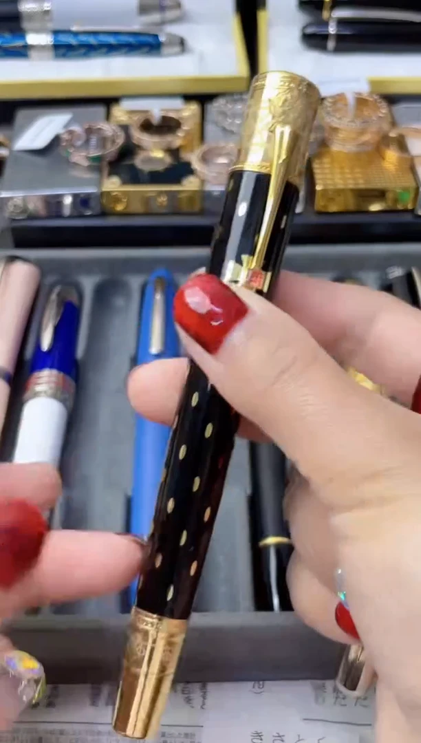 瓷片hhggyyuui888999