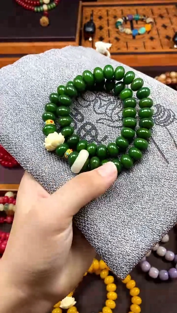 手串白玉菩提翠微 绿菩提双圈手串带莲花