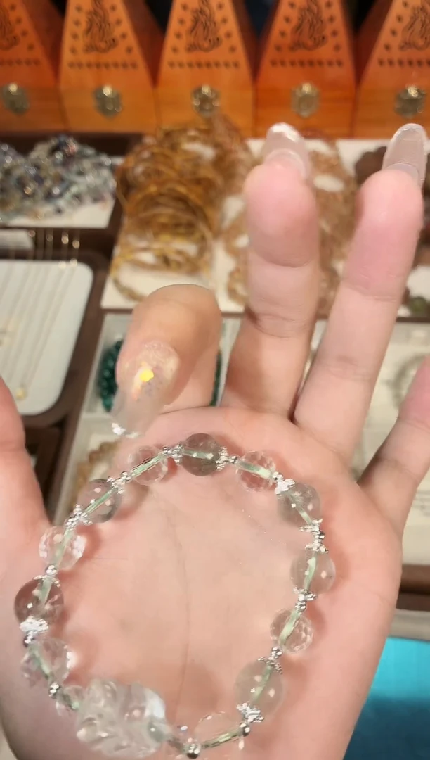 水晶手串未镶嵌小狐狸手串