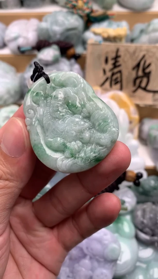 吊坠(不含链)未镶嵌翡翠1