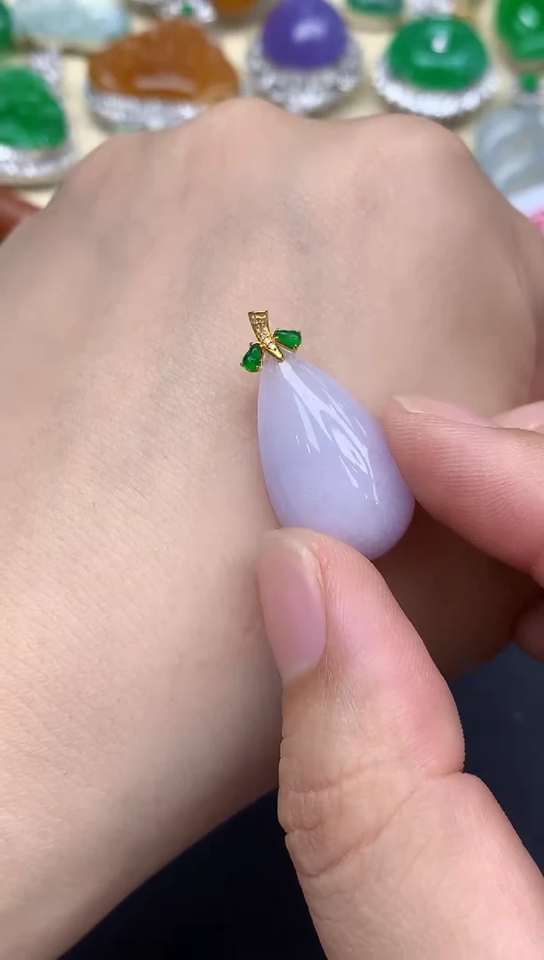 颈饰18K金镶嵌翡翠110-中国好珍宝