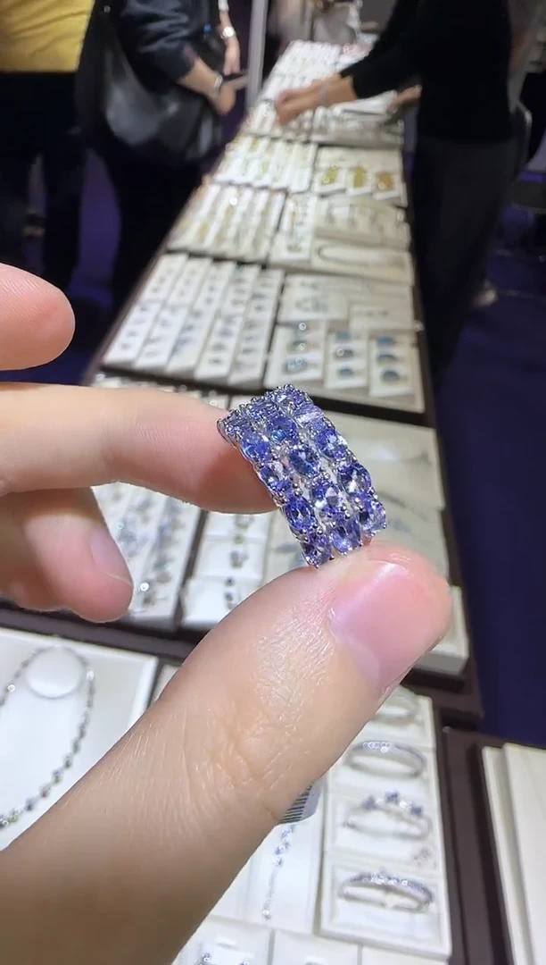 【闪购商品】坦桑石戒指银S925镶嵌排戒