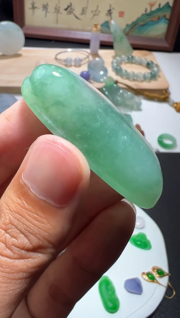 【闪购商品】定制翡翠未镶嵌缅甸A货翡翠