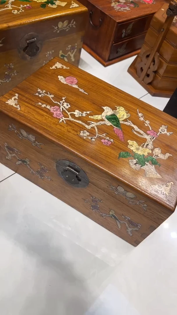 【闪购商品】木喜上眉梢螺钿首饰箱