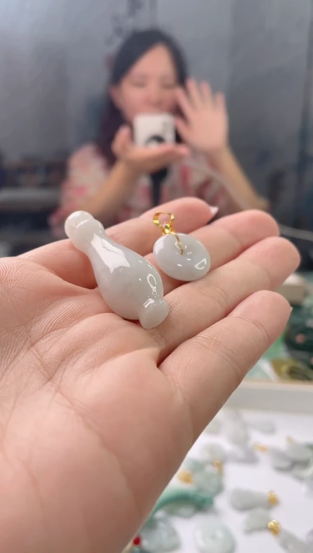 吊坠(不含链)未镶嵌翡翠1