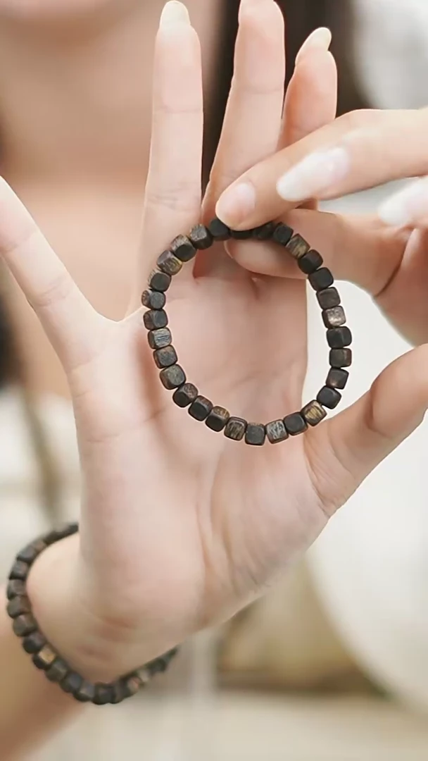 手串沉香透顶绿方糖沉水单圈 多样性发一