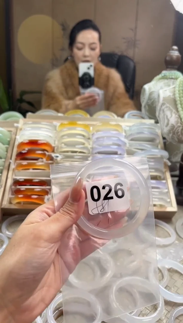 手镯玛瑙/玉髓未镶嵌026