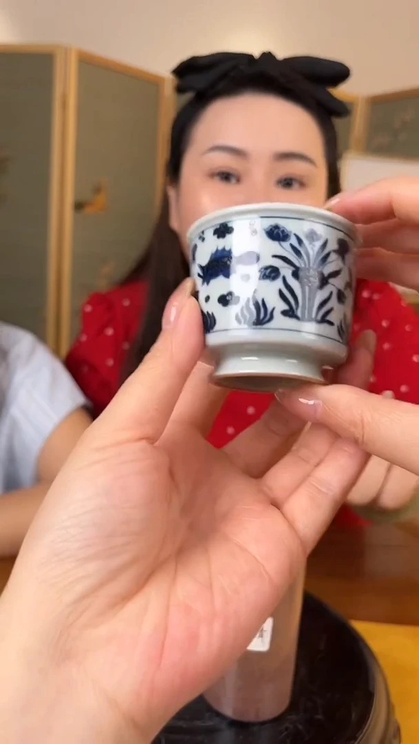 摆件古县衙青花鱼藻马蹄杯