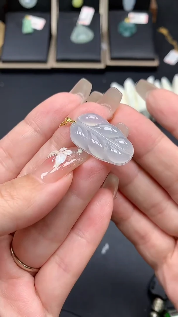 【闪购商品】翡翠吊坠(不含链)18K金镶嵌MS151218