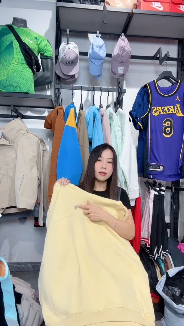 1564  编码 瑕疵款直播间过款为准 尺码