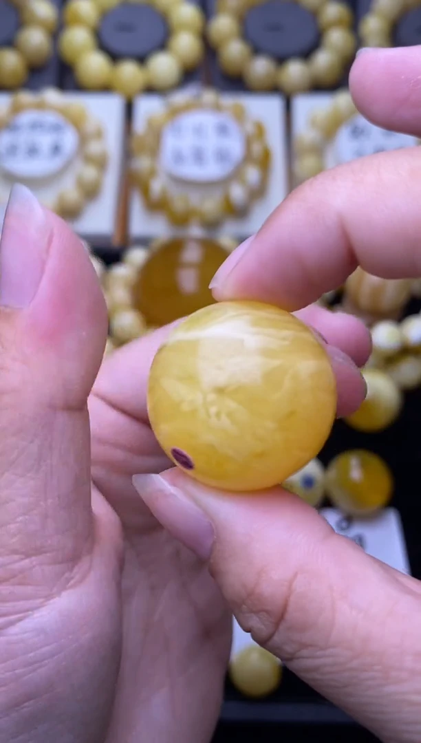 裸石琥珀未镶嵌大小姐珠宝严选105