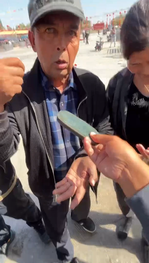 未镶嵌和田玉挂件和田玉