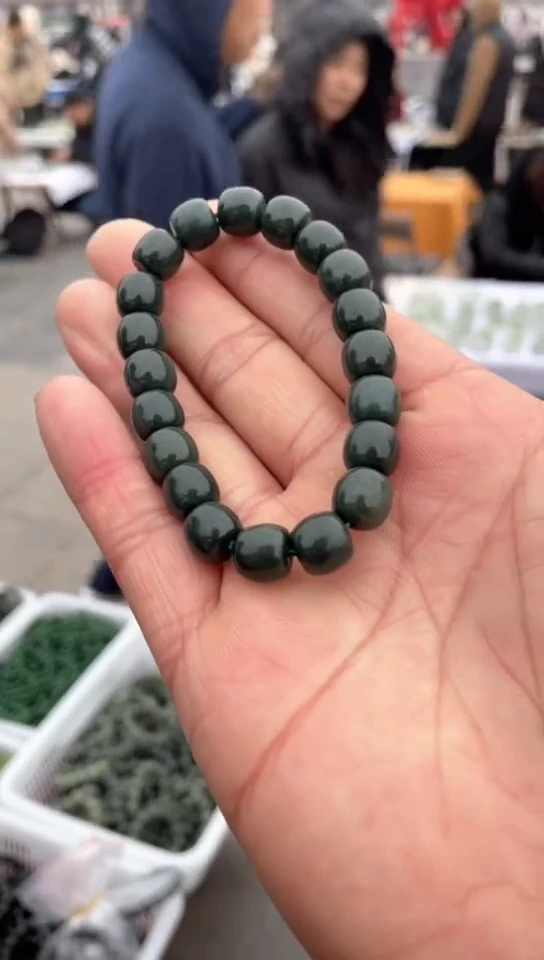 【闪购商品】和田玉【牛222】01未镶嵌9035