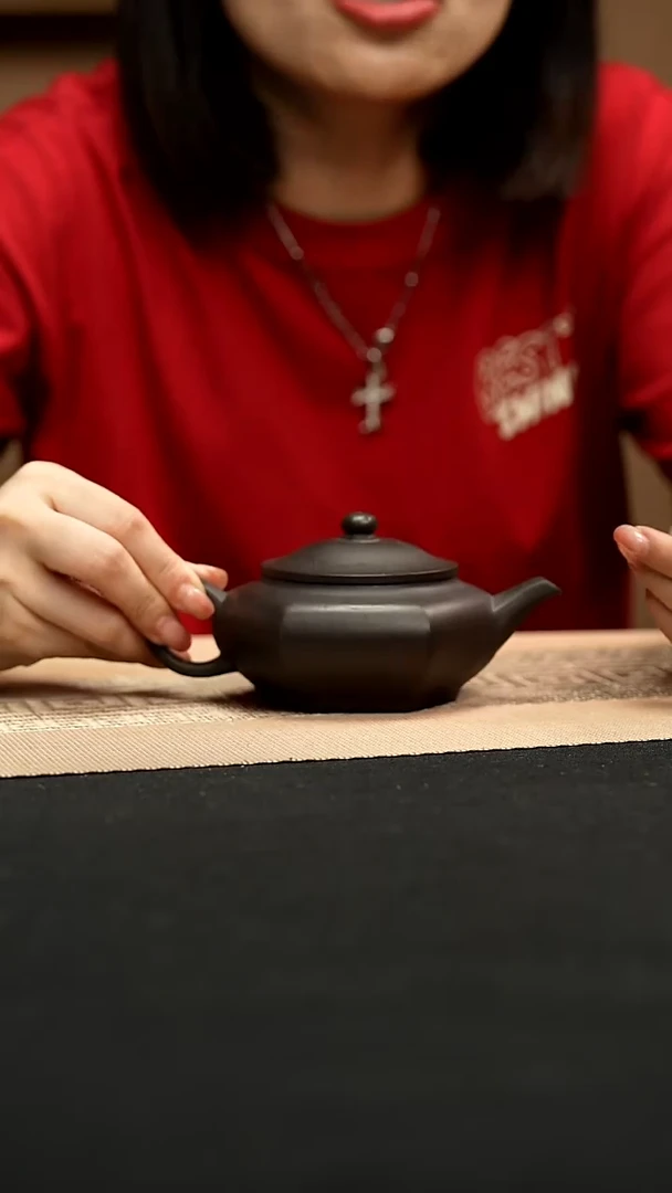 宜兴高端原矿紫砂