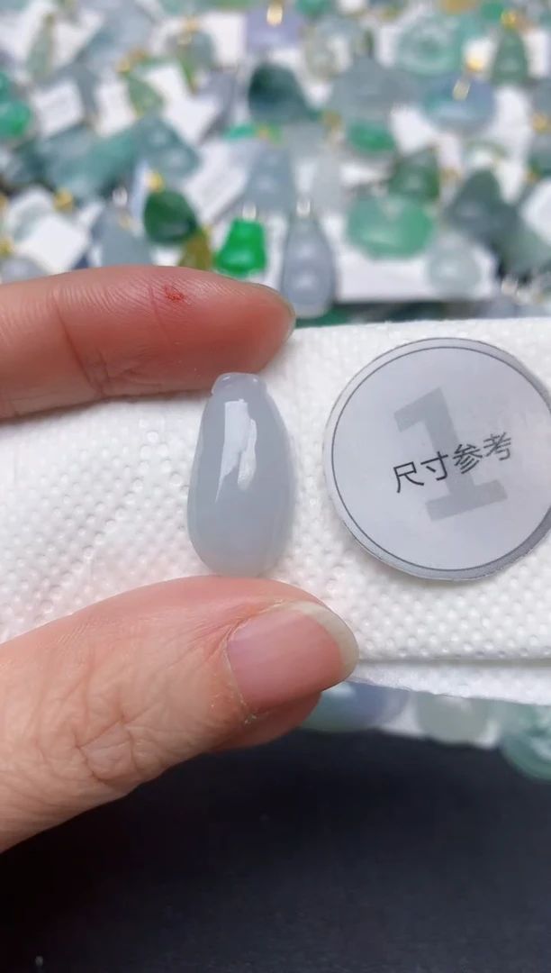 颈饰未镶嵌翡翠天然缅甸A货翡翠