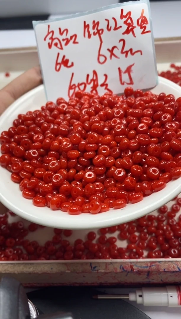 【闪购商品】南红玛瑙颈饰未镶嵌w2256锦红南红隔片6*3mm*60颗