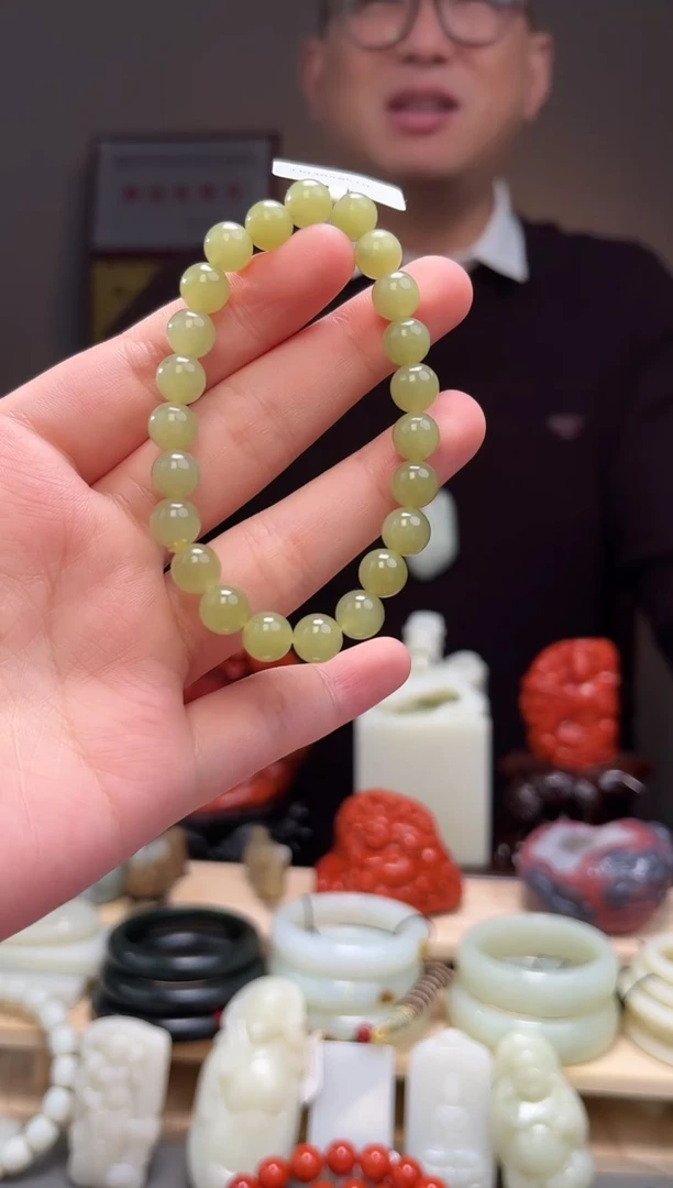 颈饰未镶嵌和田玉手串