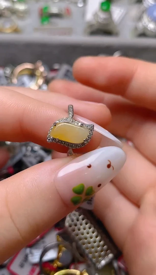 银S925镶嵌戒指翡翠百内无证书