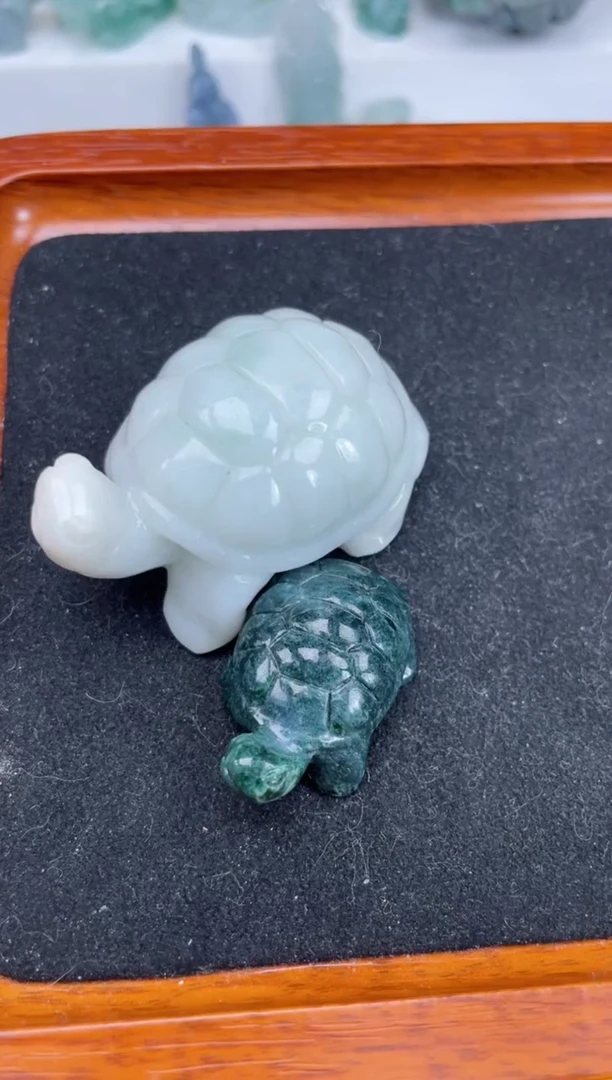 【闪购商品】翡翠摆件未镶嵌一对长寿