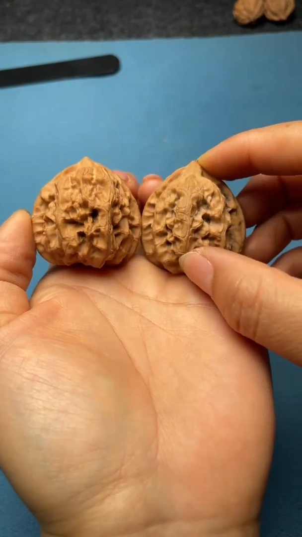 桃核把件w210梨木台   38尺