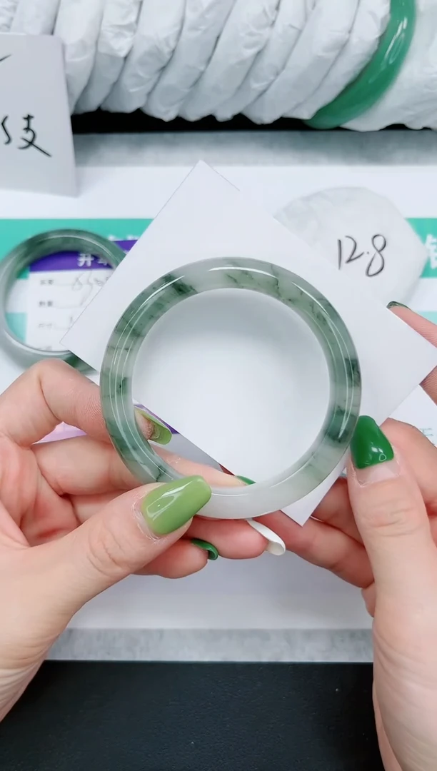 石英质玉手镯未镶嵌531-57.8